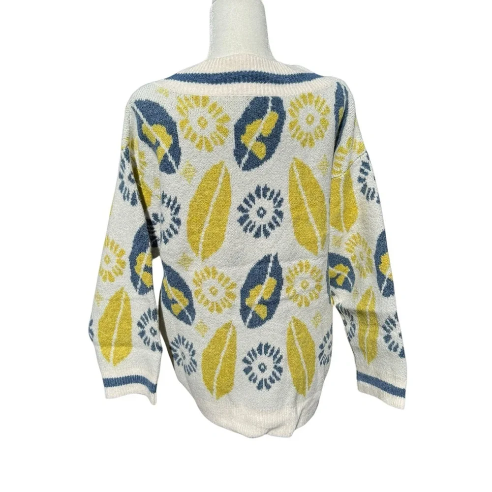 NWT POL Chic Boho V-Neck Sweater